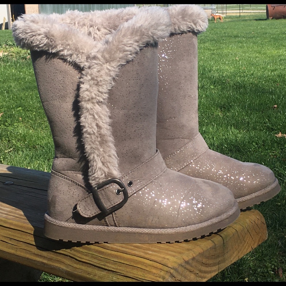 🔥5/$20🔥  Girls faux fur lined boots